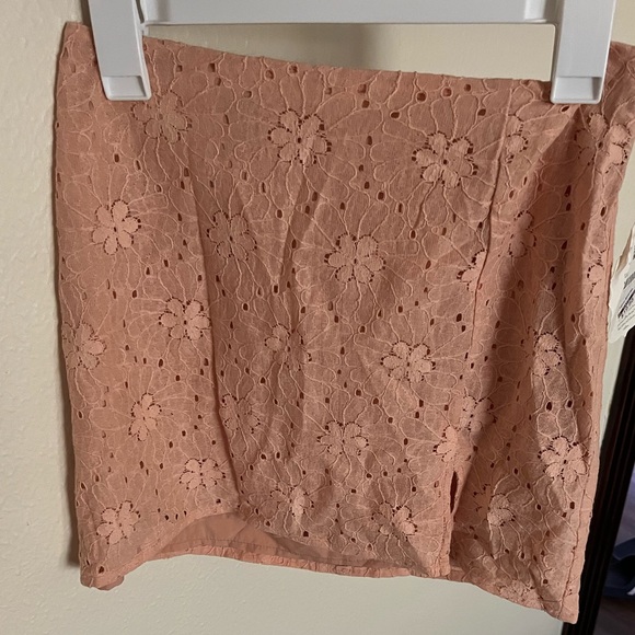 Altard state peach mini skirt - Picture 2 of 2